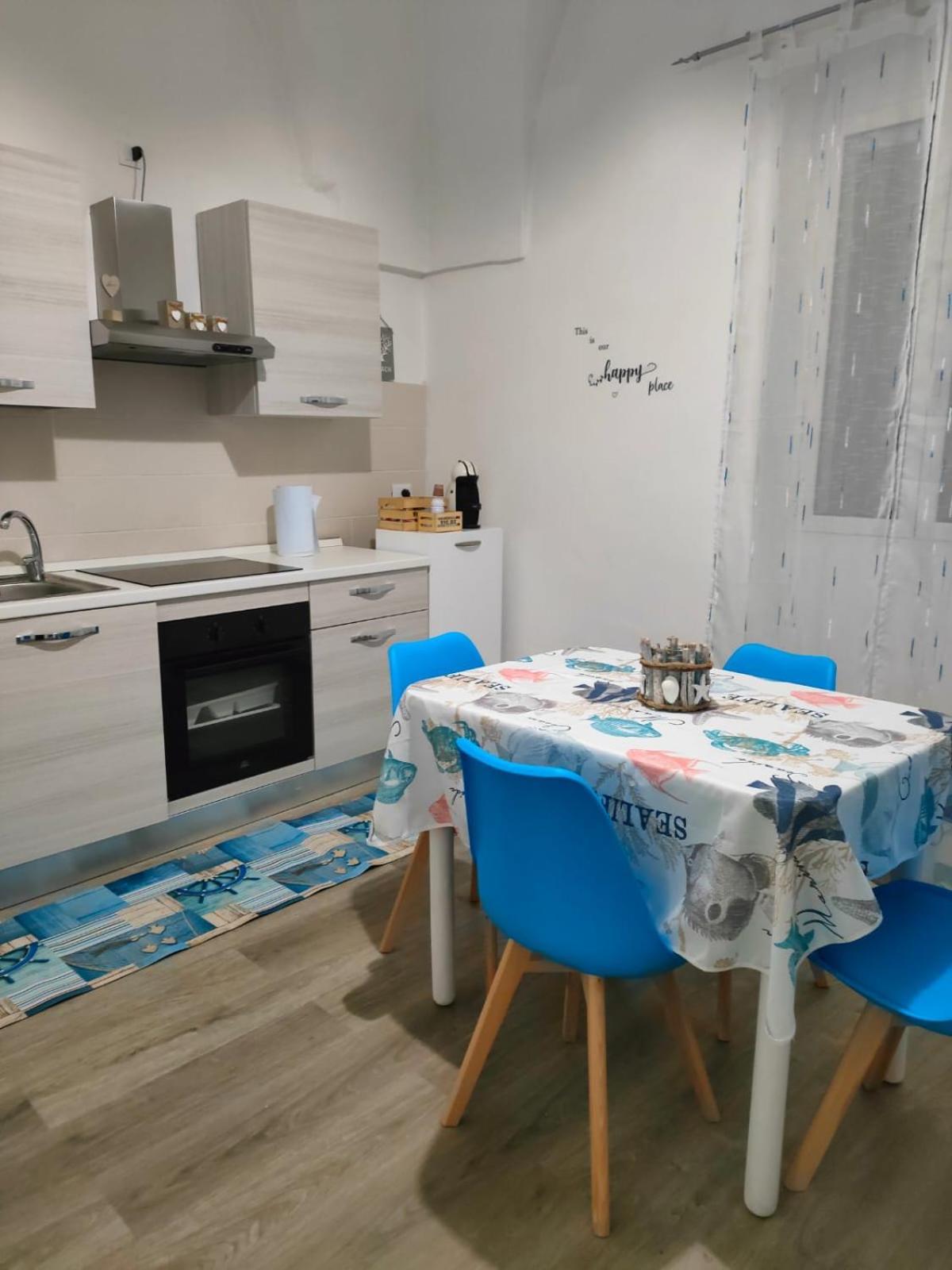 Tra Il Mare E Il Borgo - Pulsano Apartment Exterior photo